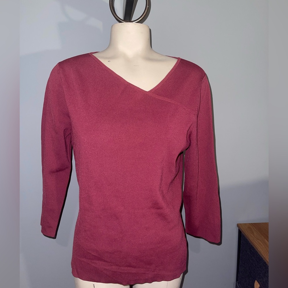 Ann Taylor Burgundy V-Neck Top sweater shirt woman’s large